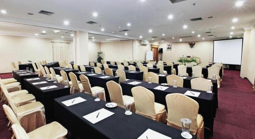 Hotel Bintang Wisata Mandiri Jakarta Eksteriør bilde